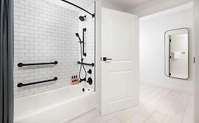 Pell Hotel Jdv By Hyatt